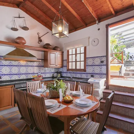 Casa Pedro * Икод-де-лос-Винос